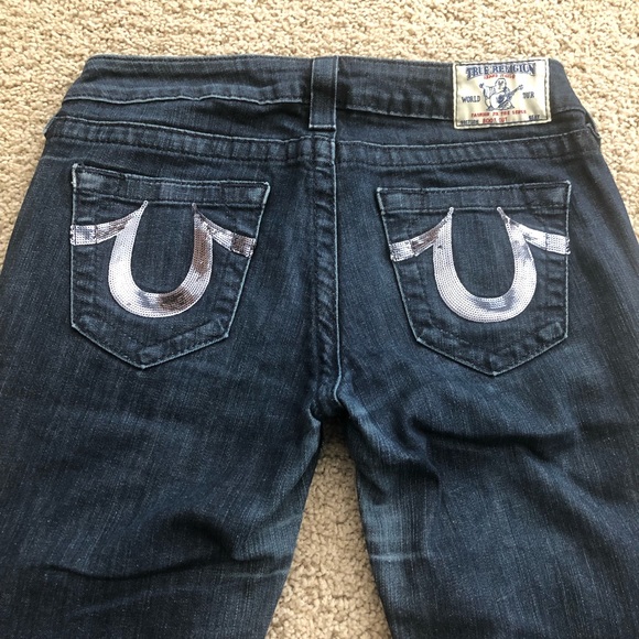 ⭐️True Religion Boot Cut Jeans with Silver Sequins - Picture 3 of 13